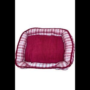 Polarfleece by Malden Mills Medium Cuddler Pet Bed Berry